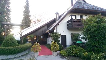 Hotel Trojane