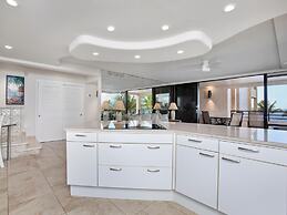 Polo Beach - CoralTree Residence Collection