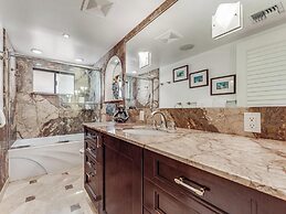 Polo Beach - CoralTree Residence Collection