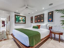 Polo Beach - CoralTree Residence Collection