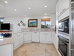 Polo Beach - CoralTree Residence Collection