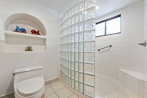 Polo Beach - CoralTree Residence Collection