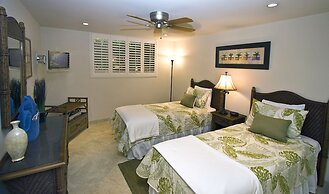 Polo Beach - CoralTree Residence Collection