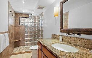 Polo Beach - CoralTree Residence Collection
