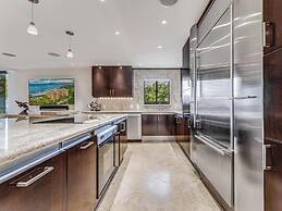 Polo Beach - CoralTree Residence Collection