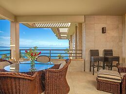 Polo Beach - CoralTree Residence Collection