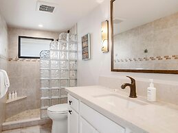 Polo Beach - CoralTree Residence Collection