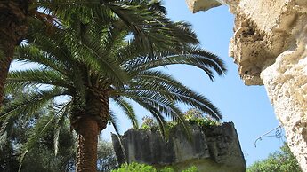 Grand Hotel Villa Politi