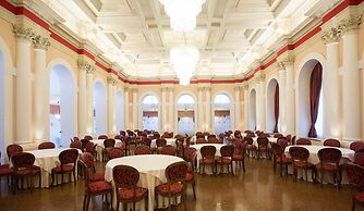 Grand Hotel Villa Politi