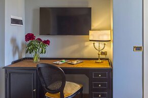 Grand Hotel Villa Politi