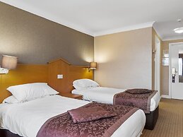 The Everglades Park Hotel