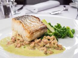 The Everglades Park Hotel