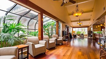 Best Western Plus Forest Park Inn