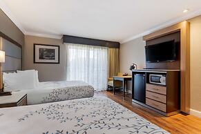 Best Western Plus Forest Park Inn