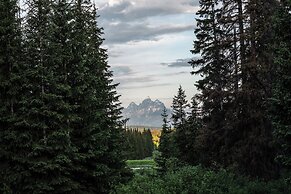 Togwotee Mountain Lodge