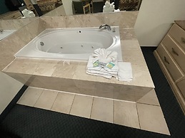 Empire Inn & Suites Atlantic City Absecon