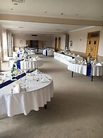 London Beach Country Hotel