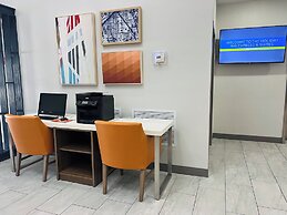 Holiday Inn Express & Suites Sebring by IHG