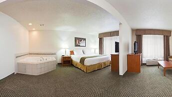 Holiday Inn Express Hotel & Suites by IHG