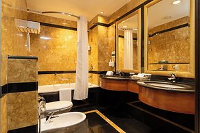 Holiday Inn Kuwait by IHG