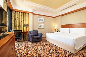 Holiday Inn Kuwait by IHG