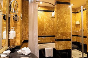 Holiday Inn Kuwait by IHG