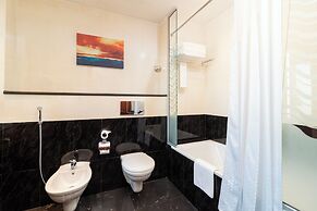 Holiday Inn Kuwait by IHG