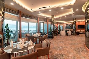 Holiday Inn Kuwait by IHG