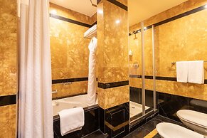 Holiday Inn Kuwait by IHG