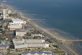 Casa Del Mar Beachfront Suites