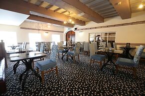 Chimney Corner Hotel