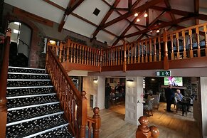 Chimney Corner Hotel