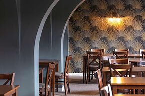 The Bridge House, BW Signature Collection