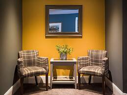 The Bridge House, BW Signature Collection
