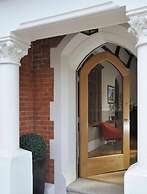 Taunton House Hotel