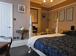 Ashburton House