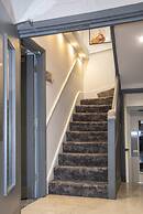 Howard Winchester Hotel