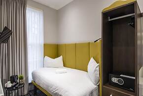 Howard Winchester Hotel