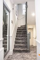 Howard Winchester Hotel