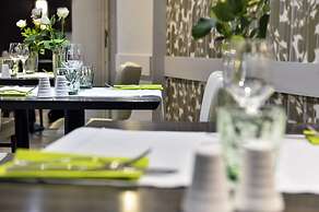 Cristal Hotel Restaurant