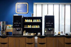 Holiday Inn Express Poole by IHG