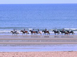 Hotel Crocus Caen Memorial
