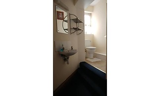 The Three Horseshoes - Inn