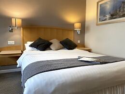 The Wiltshire Hotel, Golf and Leisure Resort