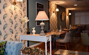 The Wiltshire Hotel, Golf and Leisure Resort