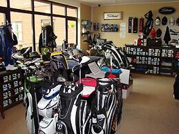 The Wiltshire Hotel, Golf and Leisure Resort