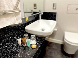 The Wiltshire Hotel, Golf and Leisure Resort