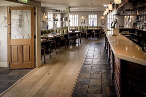 Shard Riverside Hotel, Bar & Restaurant