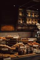 The Vira Bali Boutique Hotel & Suite