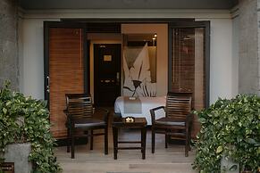 The Vira Bali Boutique Hotel & Suite